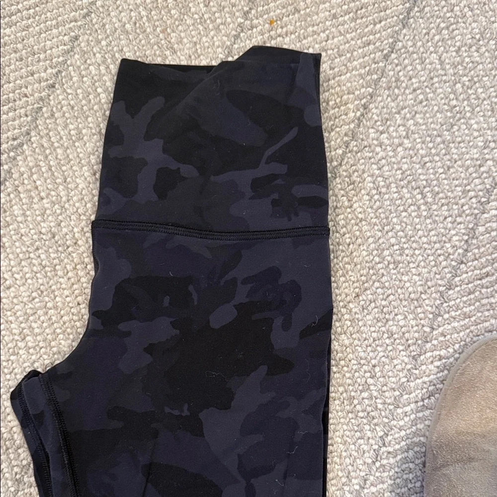 lululemon athletica Black Camo Leggings - Picture 2 of 2